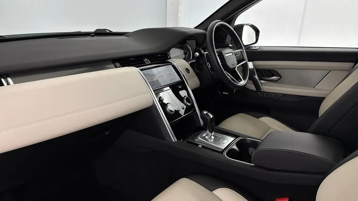 2022-land-rover-discovery-sport-20-d200-r-dynamic-se-big-8