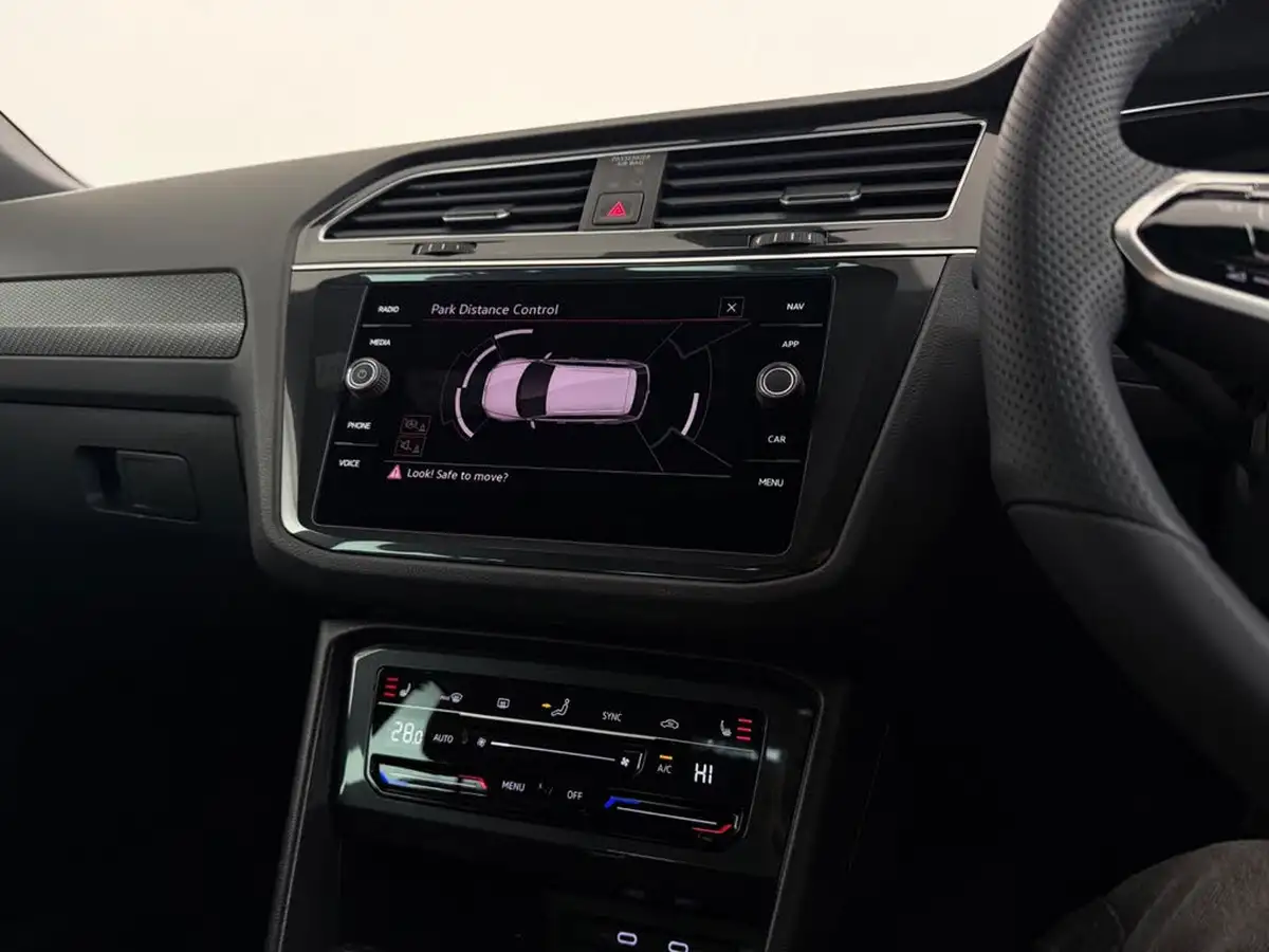 2021-volkswagen-tiguan-15-tsi-r-line-big-46