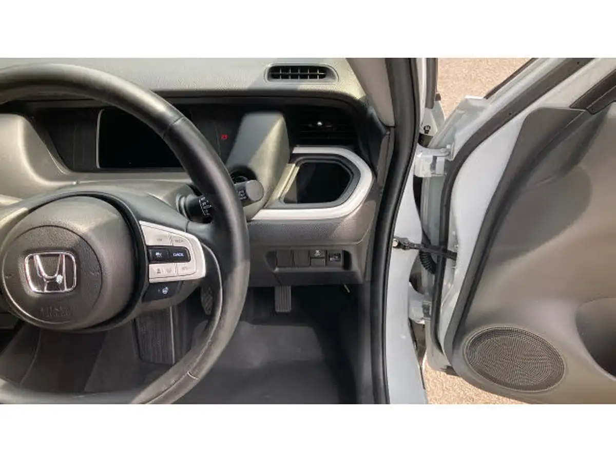 2023-honda-jazz-15-i-mmd-advance-big-24
