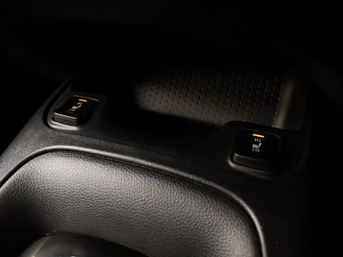 2023-suzuki-swace-18-motion-big-12