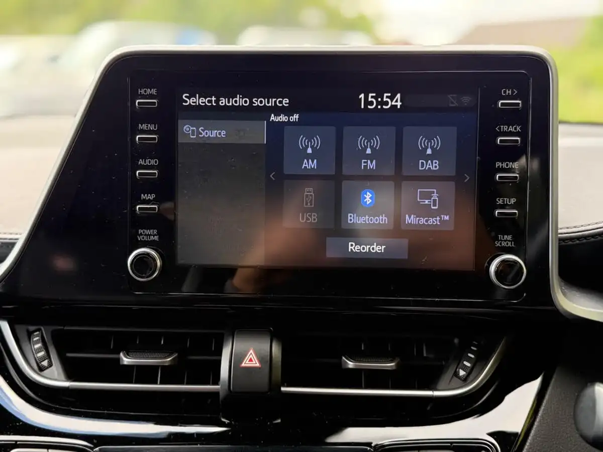 2021-toyota-c-hr-18-vvt-i-gr-sport-big-43