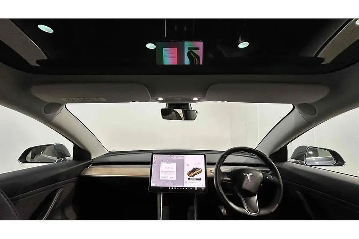 2019-tesla-model-3-e-standard-plus-big-1