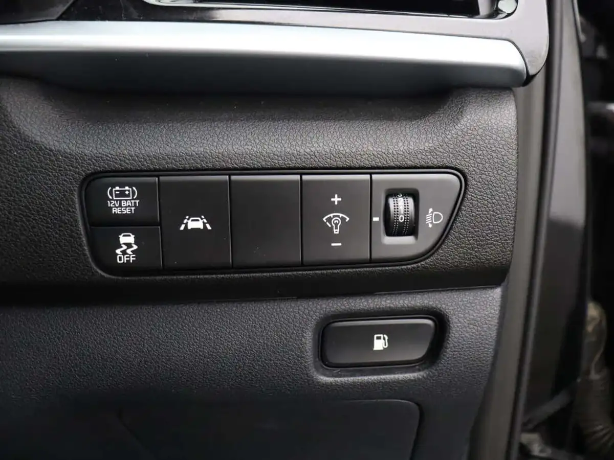 2022-kia-niro-16-gdi-2-139bhp-156kwh-big-31