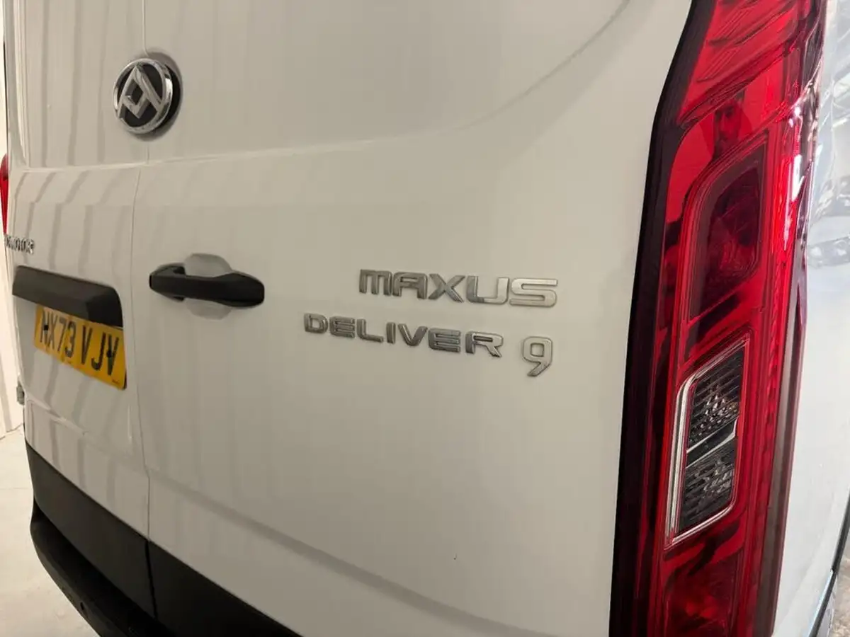 2023-maxus-deliver-9-big-31