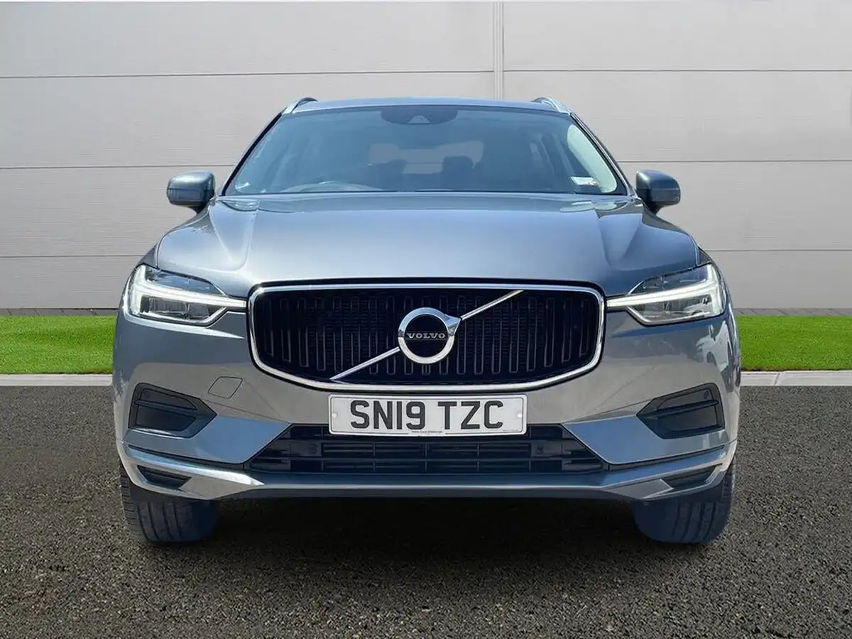 2019-volvo-xc60-20-t5-momentum-awd-big-1