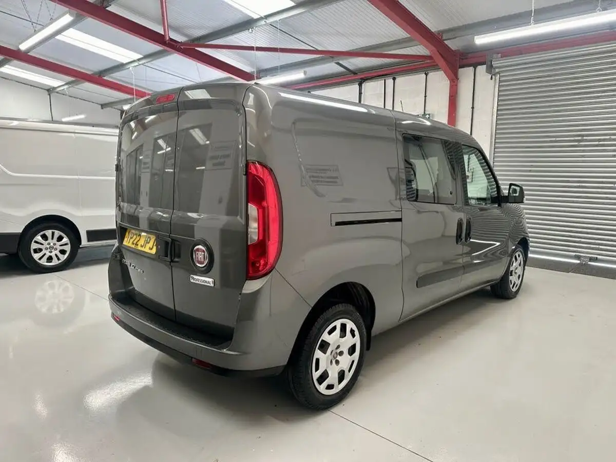 2022-fiat-doblo-cargo-16jtd-l2h1-maxi-tecnico-105bhpeu6d-passenger-big-4