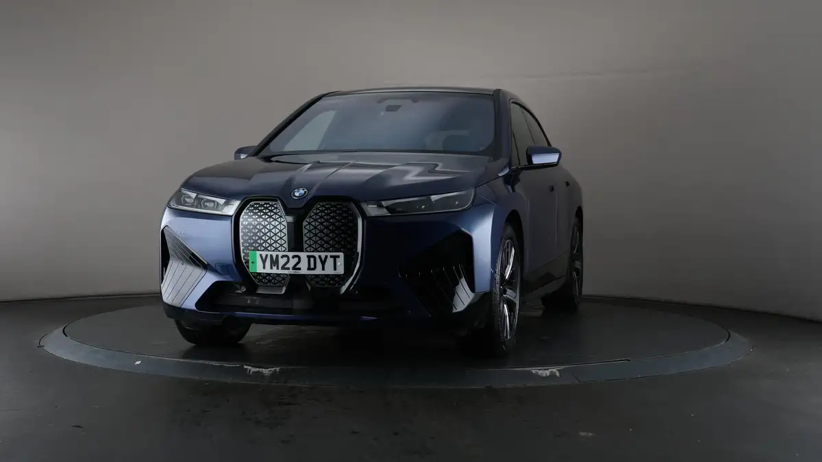 2022-bmw-ix-e-xdrive-40-m-sport-edition-big-55