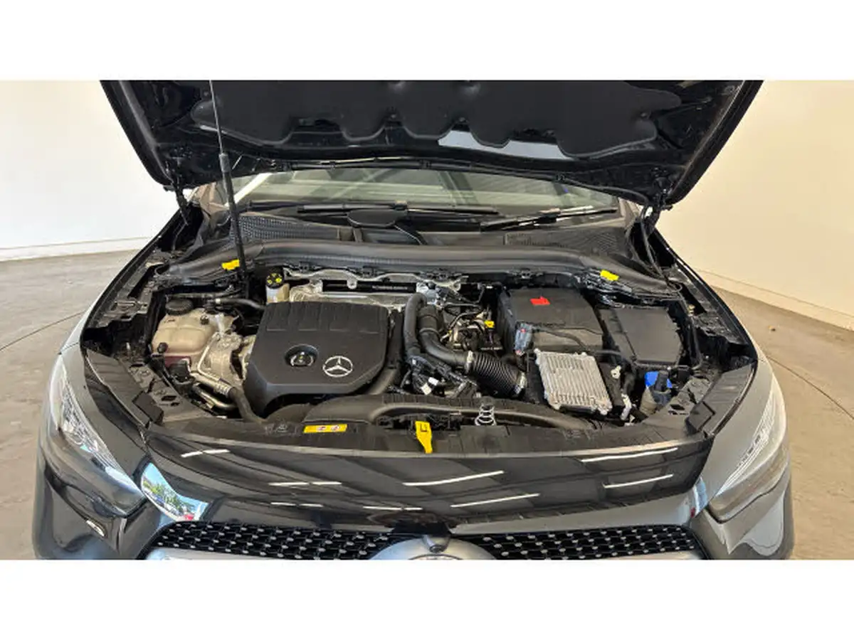2024-mercedes-benz-gla-class-13-gla-200-amg-line-executive-big-7