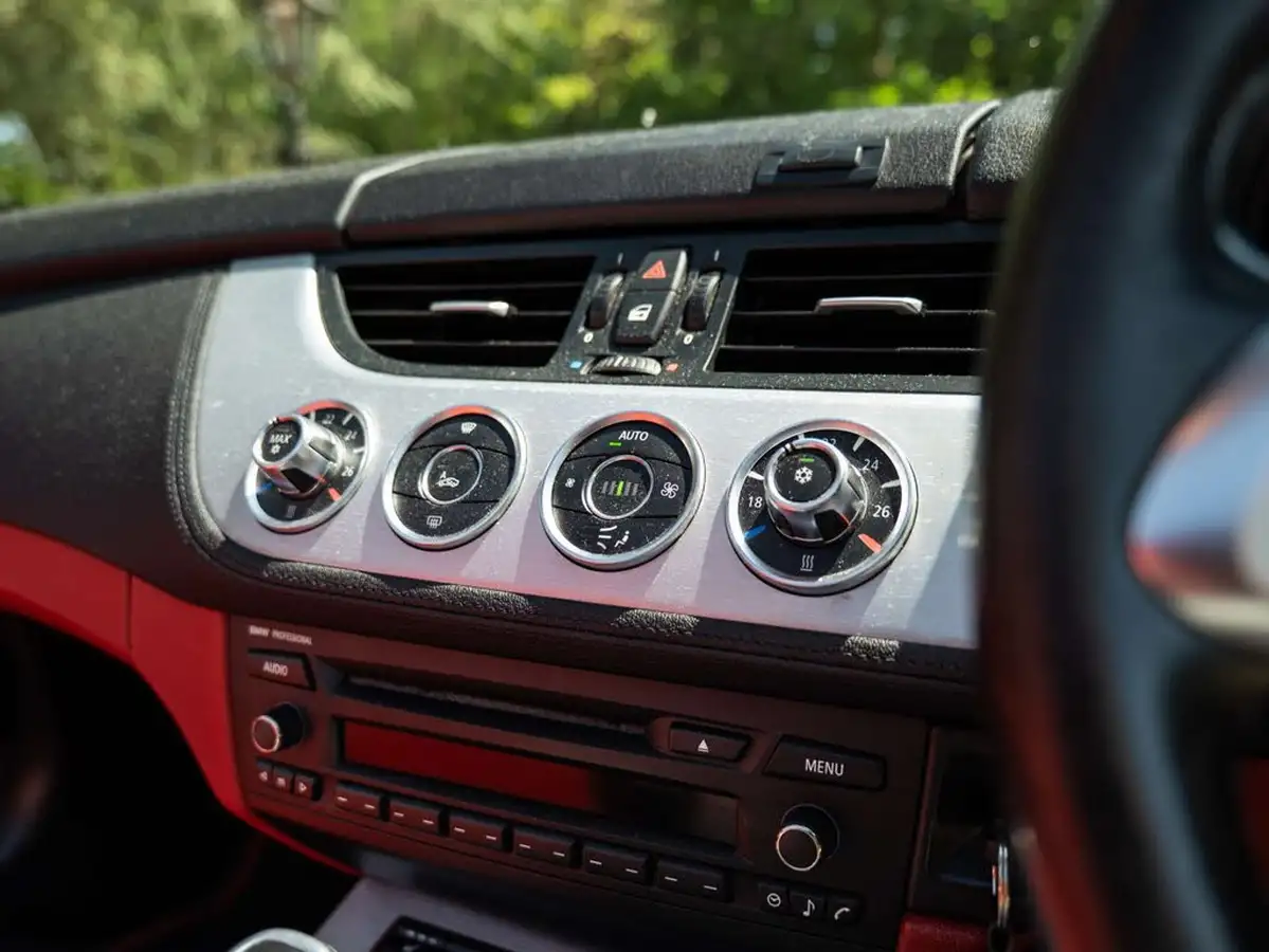 2009-bmw-z4-30-sdrive35i-big-14