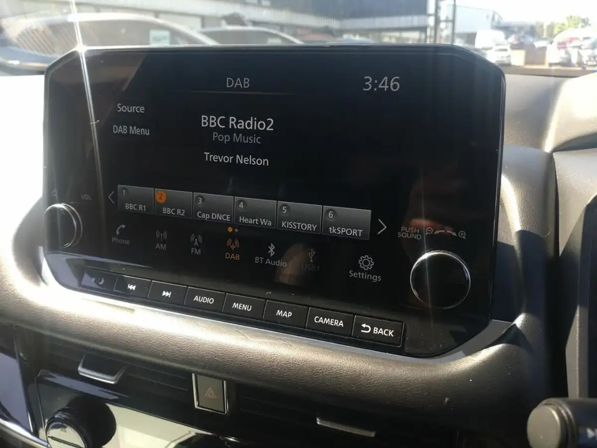 2022-nissan-qashqai-13-dig-t-n-connecta-140ps-big-27