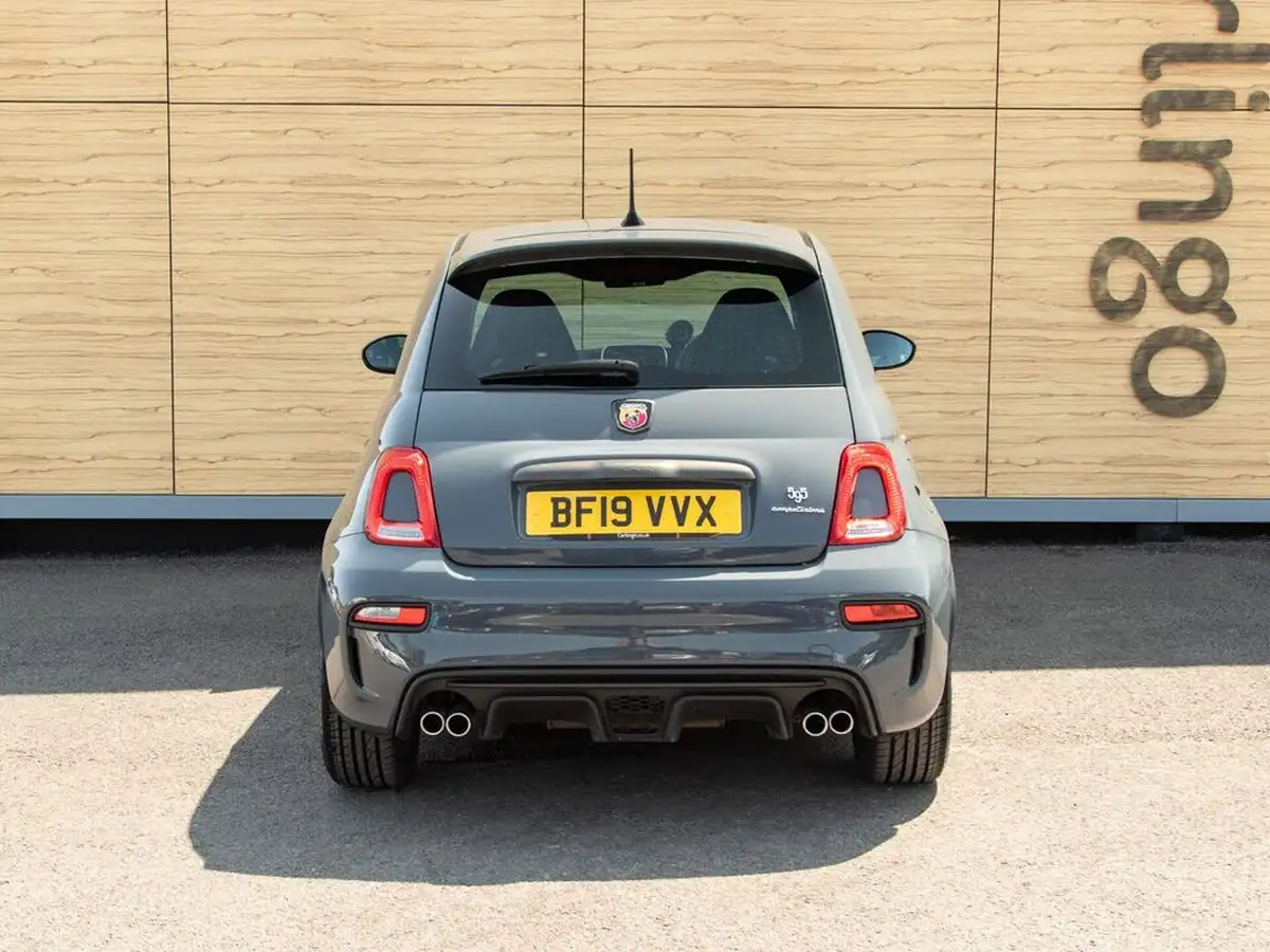 2019-abarth-595-14-tjet-competizione-big-5