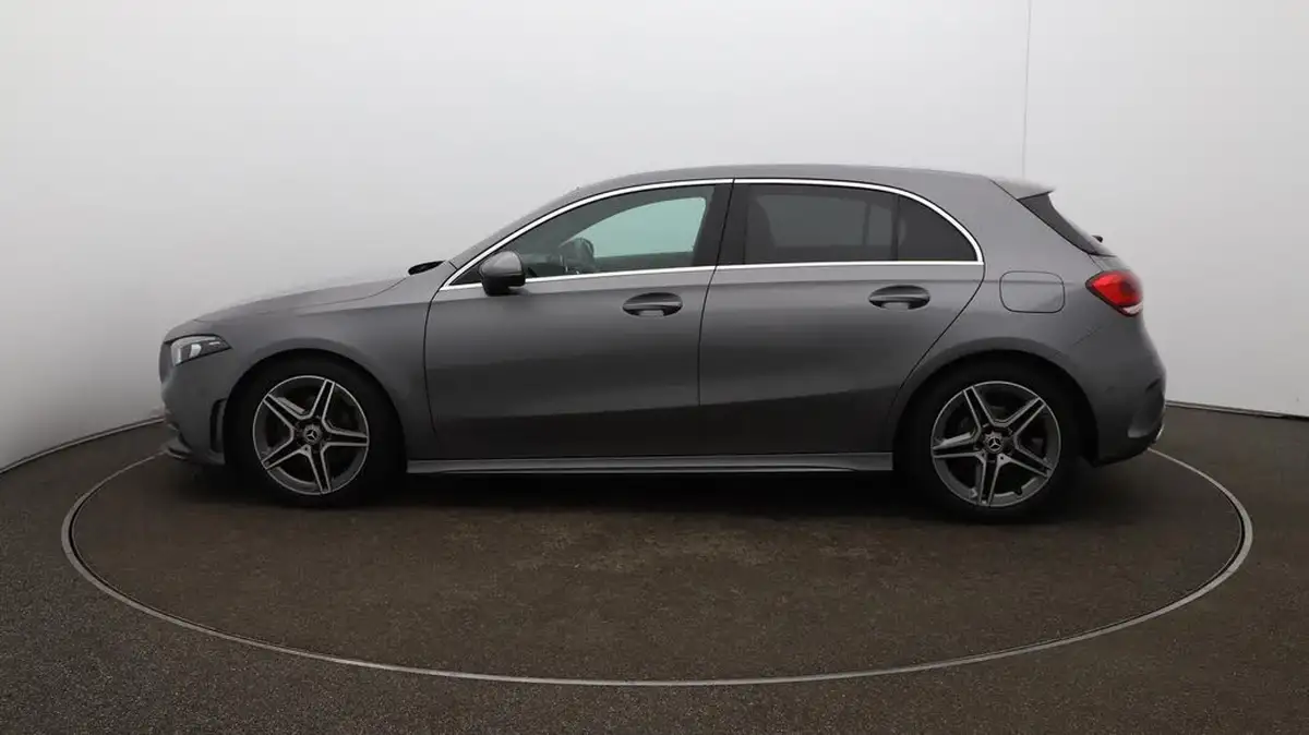 2020-mercedes-benz-a-class-13-a180-amg-line-executive-hatchback-5d-7g-dct-big-63
