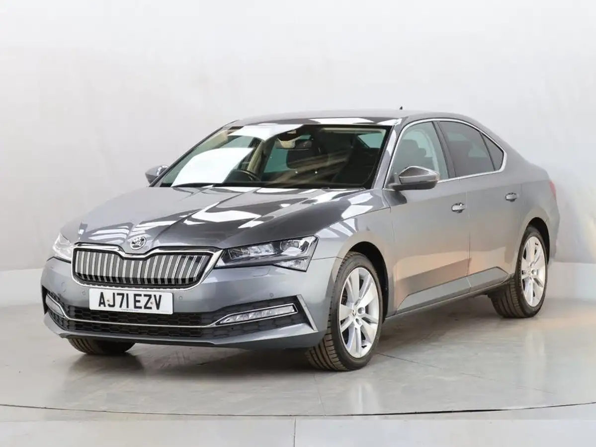 2021-skoda-superb-14-tsi-se-l-hatchback-big-4