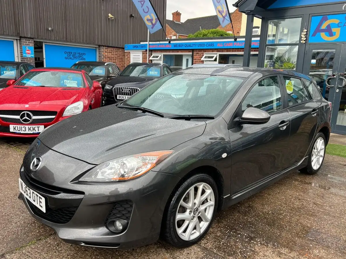 2013-mazda-mazda3-16-tamura-big-13