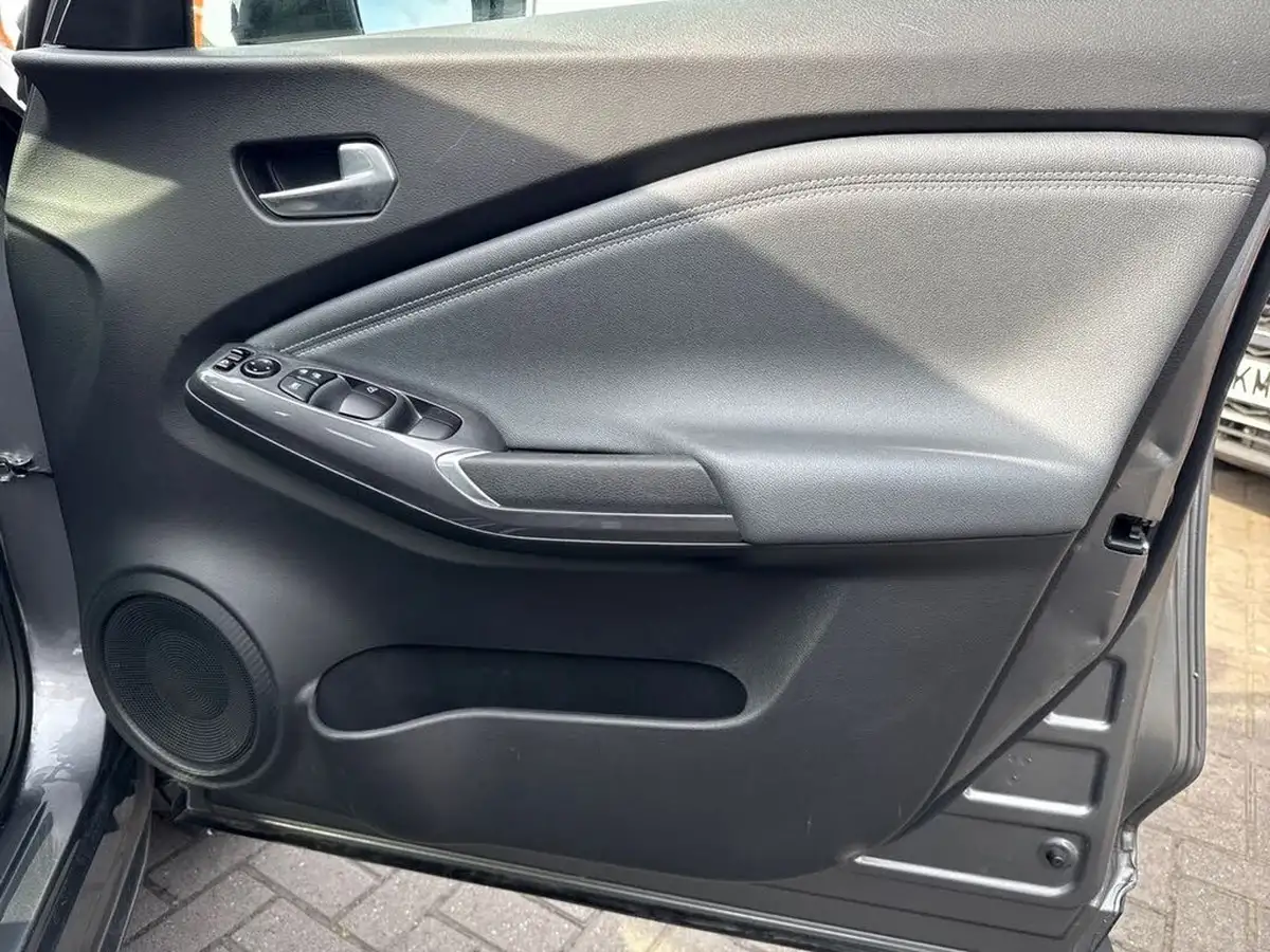 2021-nissan-juke-10-dig-t-n-connecta-dct-big-18