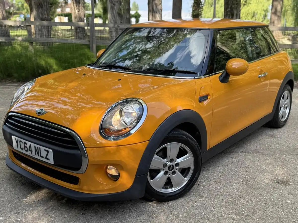 2014-mini-cooper-12-one-media-xlss-3d-big-6
