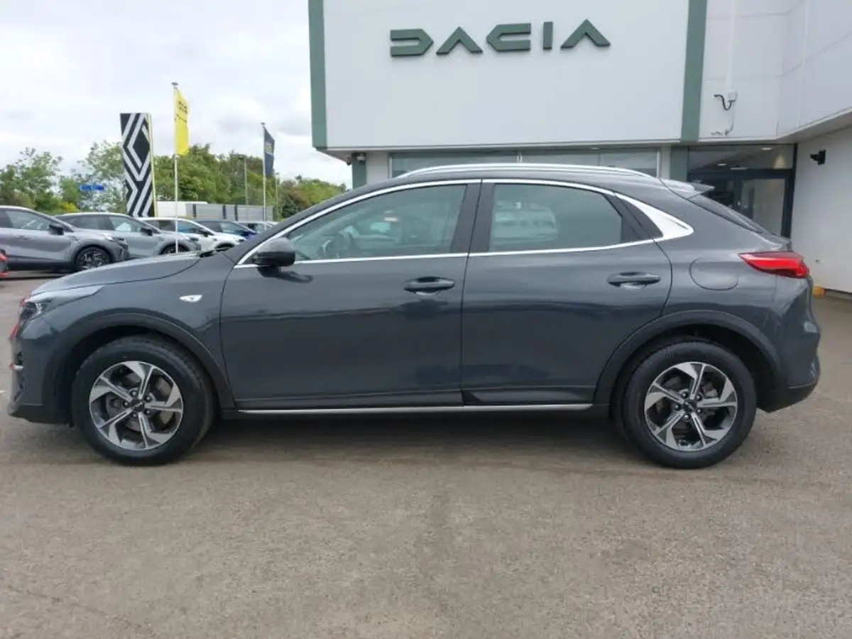 2022-kia-xceed-10-t-gdi-2-big-3
