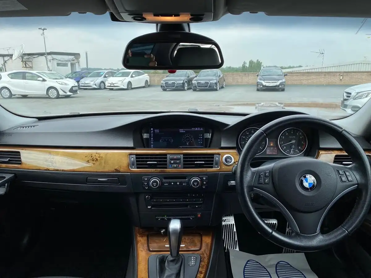 2009-bmw-3-series-big-22