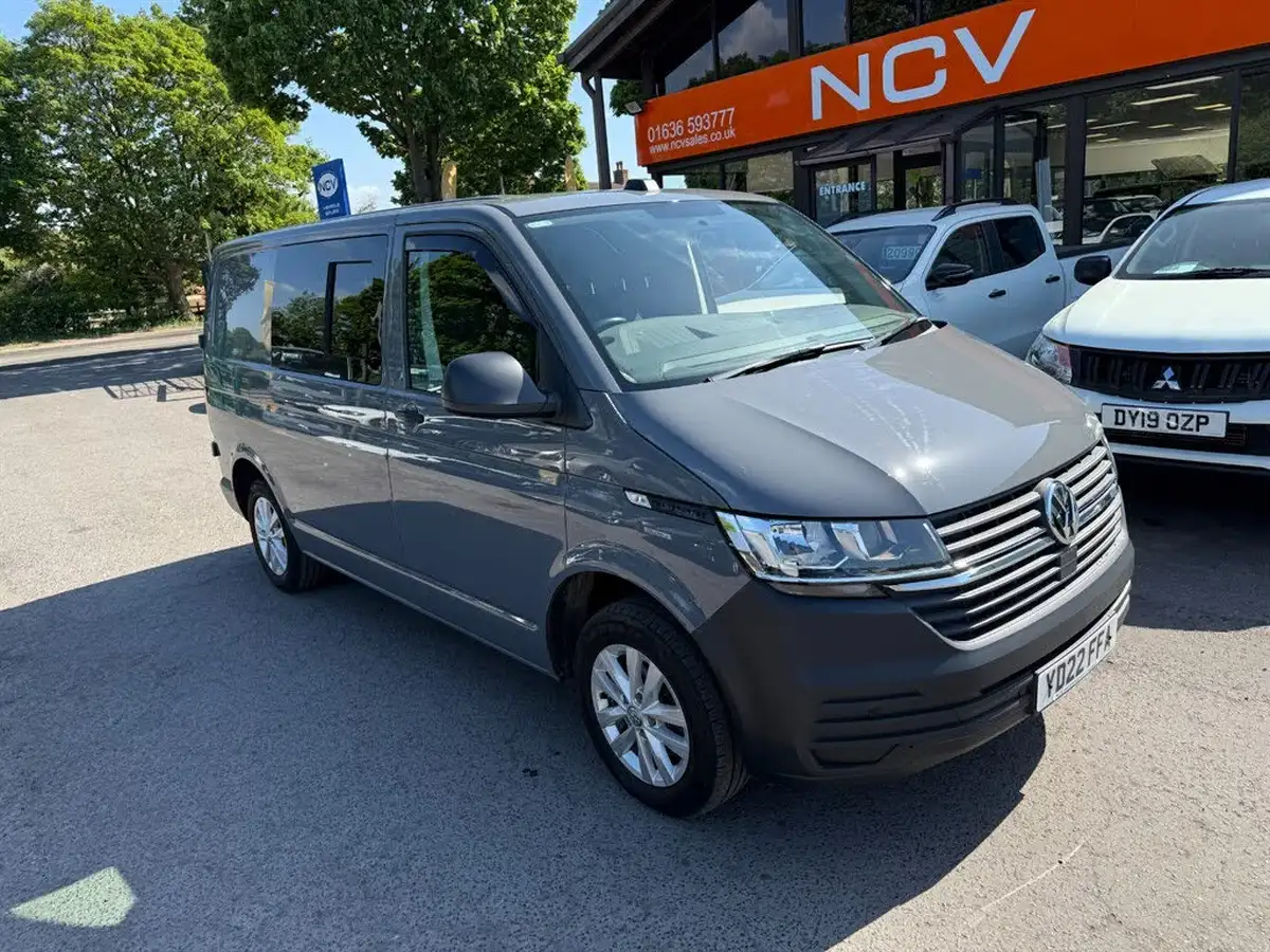 2022-volkswagen-transporter-20tdi-t28-startline-bmt-swb-90pseu6dt-e-big-17