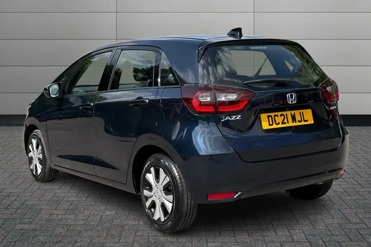 2021-honda-jazz-15-i-mmd-sr-109ps-big-3