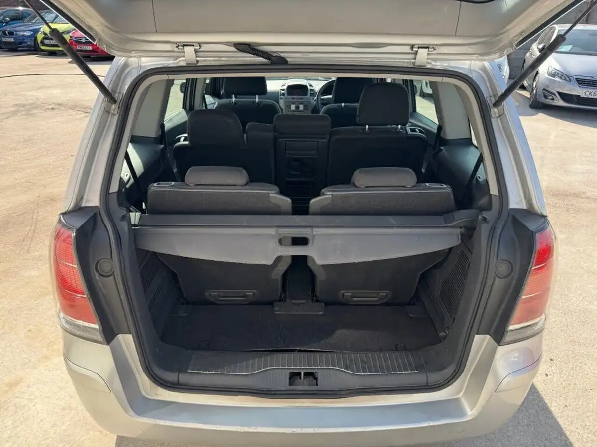 2007-vauxhall-zafira-16-club-big-16