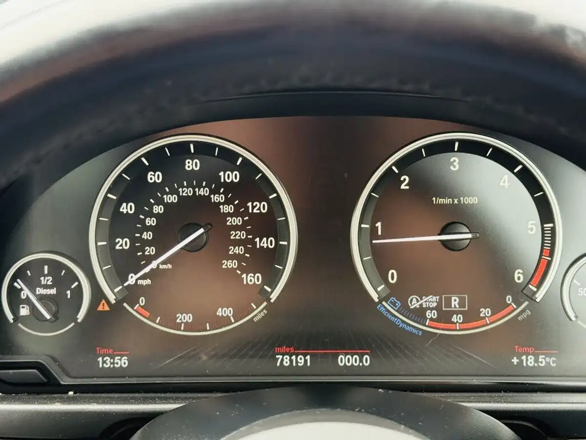 2016-bmw-5-series-20td-520d-m-sport-188bhp-saloon-4d-auto-big-17