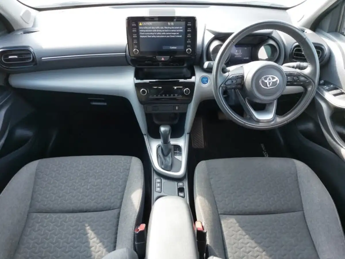 2022-toyota-yaris-cross-15-vvt-i-icon-big-2
