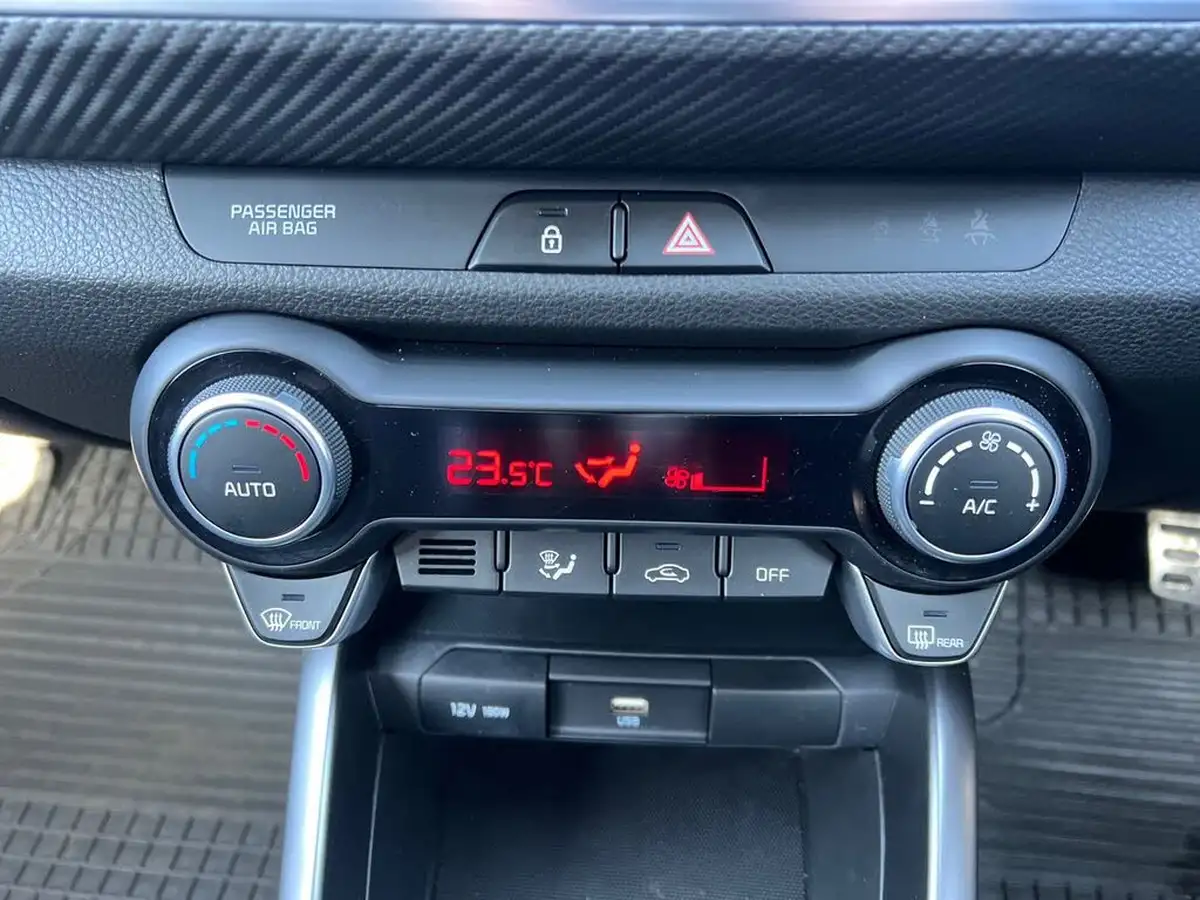 2023-kia-stonic-10-t-gdi-gt-line-s-118bhp-dct-big-16