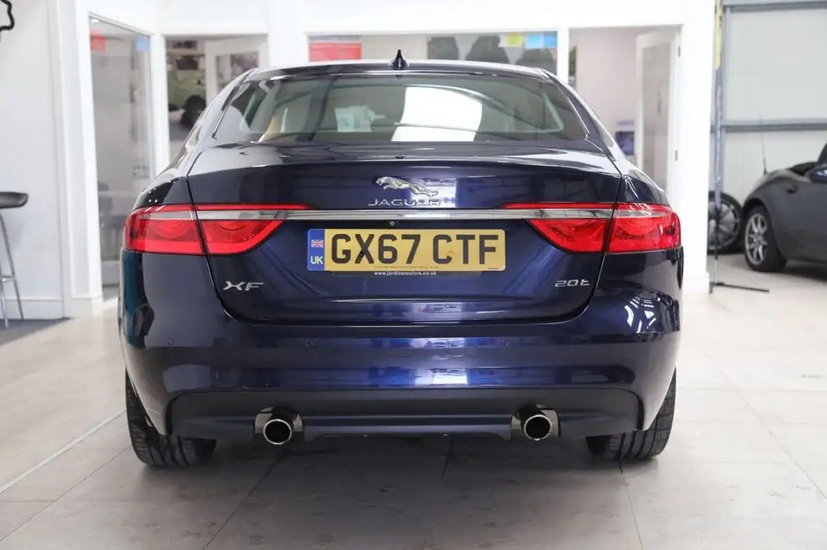 2017-jaguar-xf-20i-portfolio-200ps-saloon-4d-1999cc-big-18