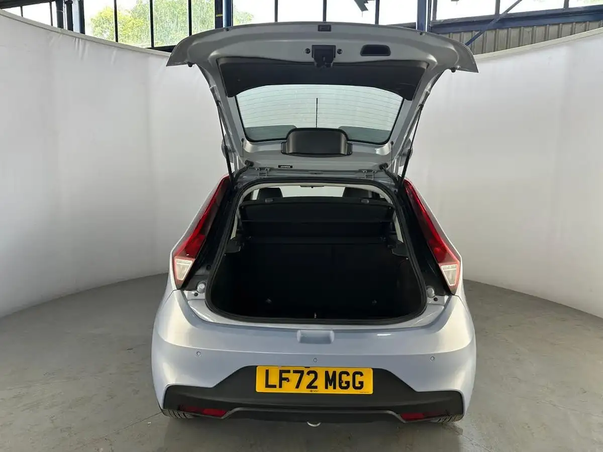2023-mg-mg3-15-vti-tech-exclusive-nav-big-31