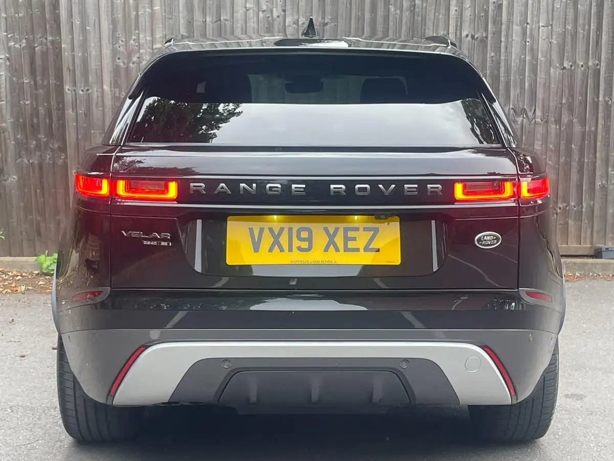 2019-land-rover-range-rover-velar-20-d240-r-dynamic-se-big-6