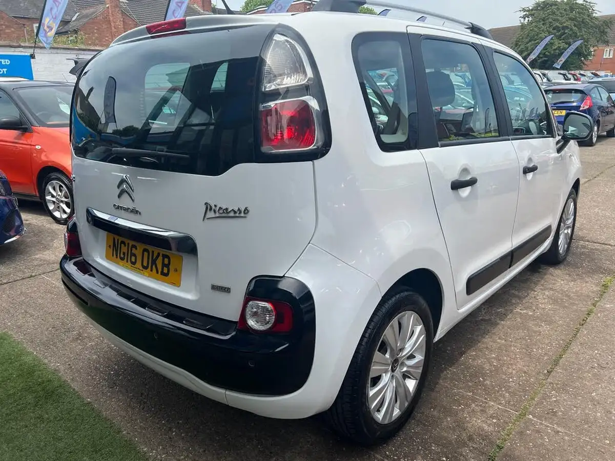 2016-citroen-c3-picasso-16bluehdi-edition-big-43