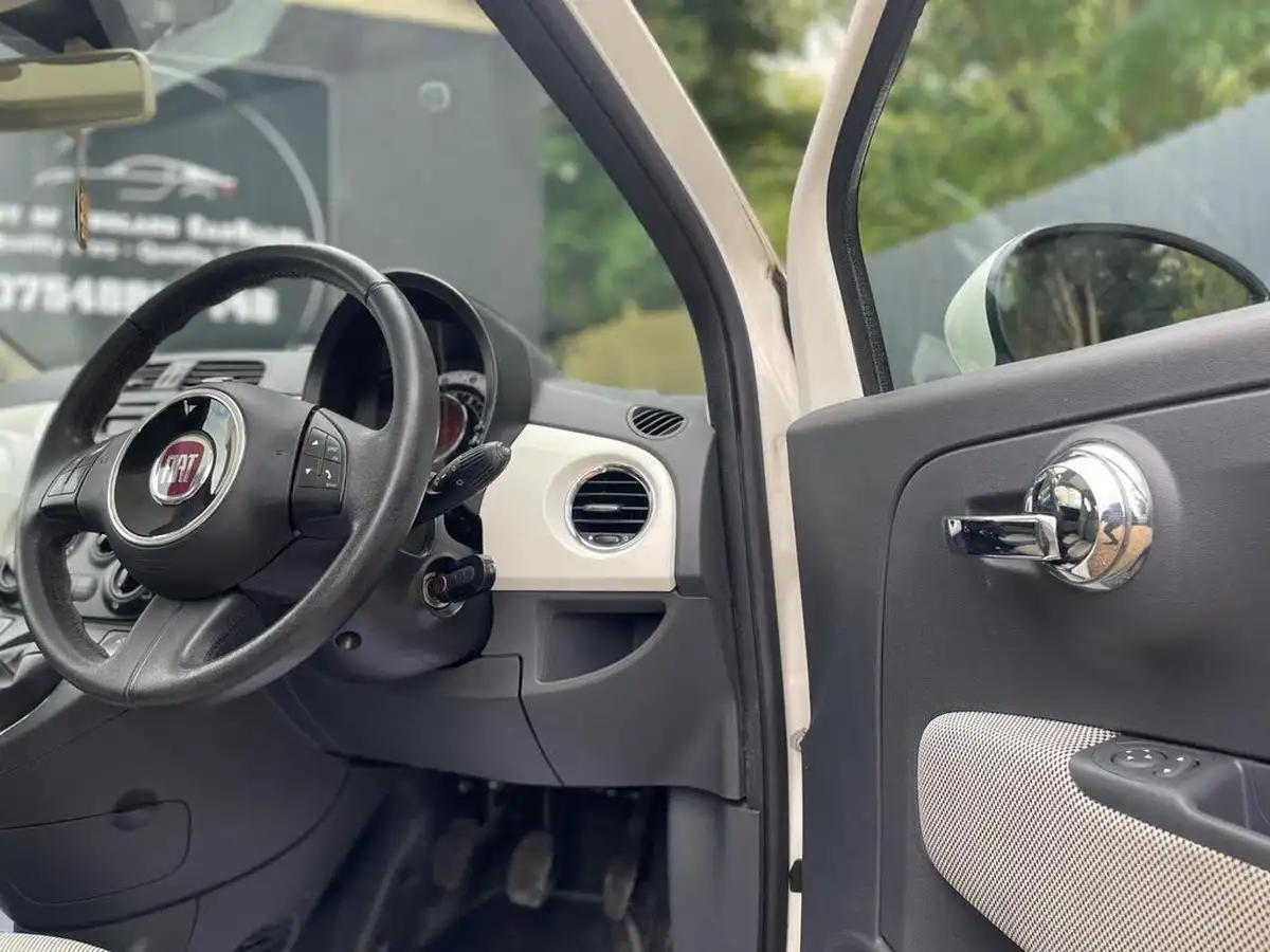 2012-fiat-500-12-lounge-ss-big-24