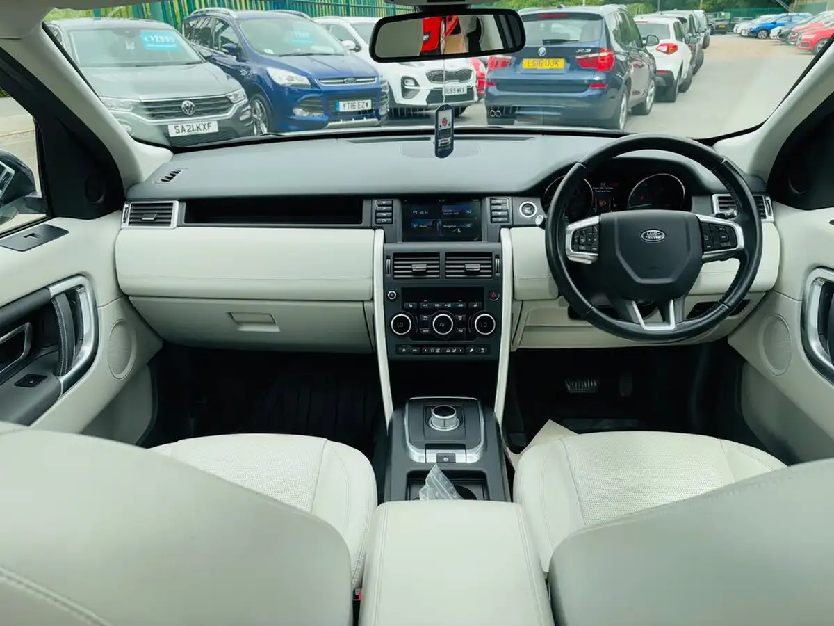 2016-land-rover-discovery-sport-20td4-hse-180ps-4x4-auto-big-30