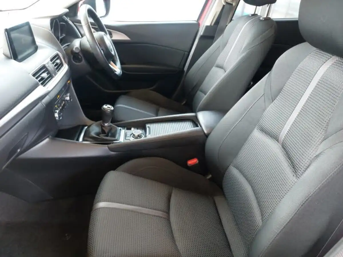 2016-mazda-mazda3-20-se-l-nav-hatchback-5d-big-4