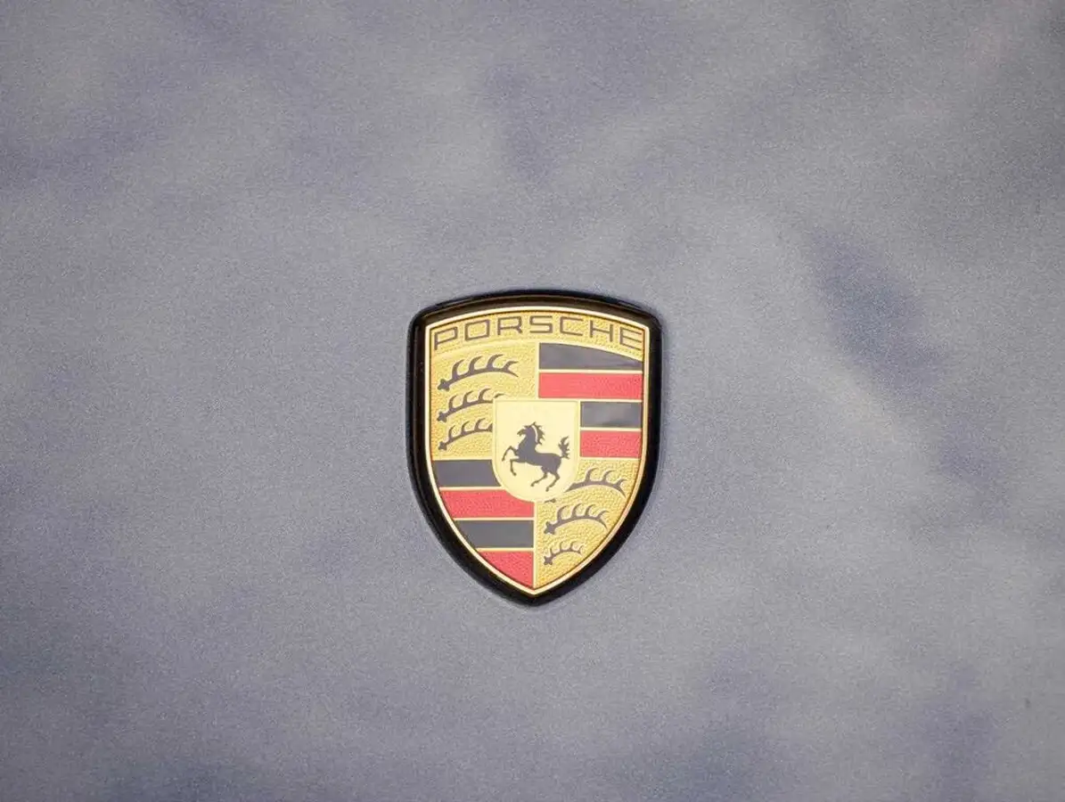 2023-porsche-taycan-e-4s-sport-turismo-571ps-performance-battery-plus-big-32
