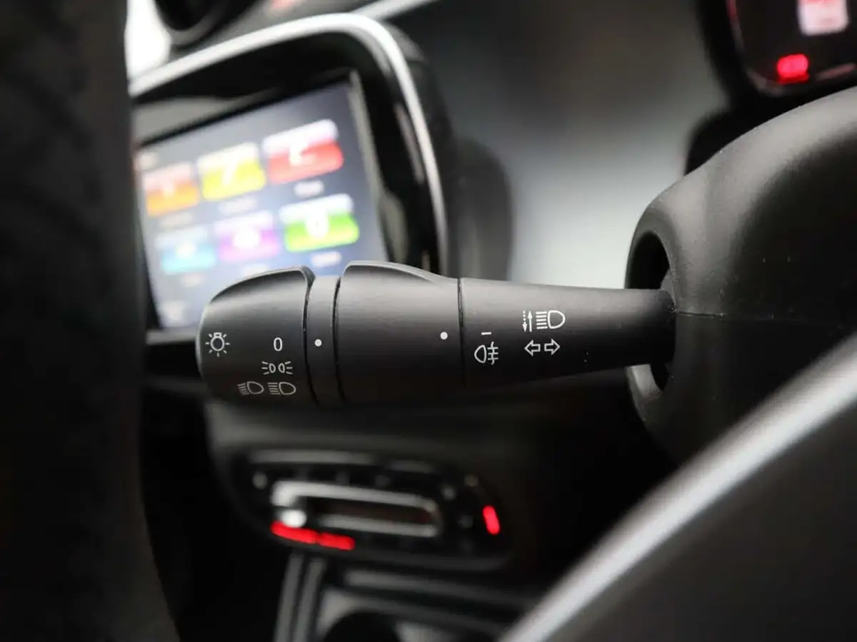 2019-smart-forfour-10-prime-premium-big-30