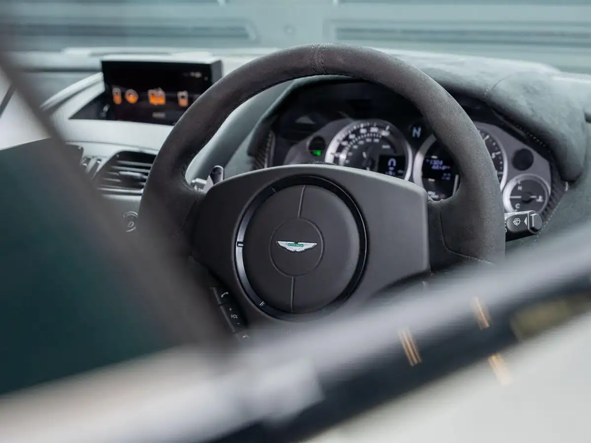 2018-aston-martin-vantage-47-v8-vantage-s-coupe-sportshift-ii-big-15