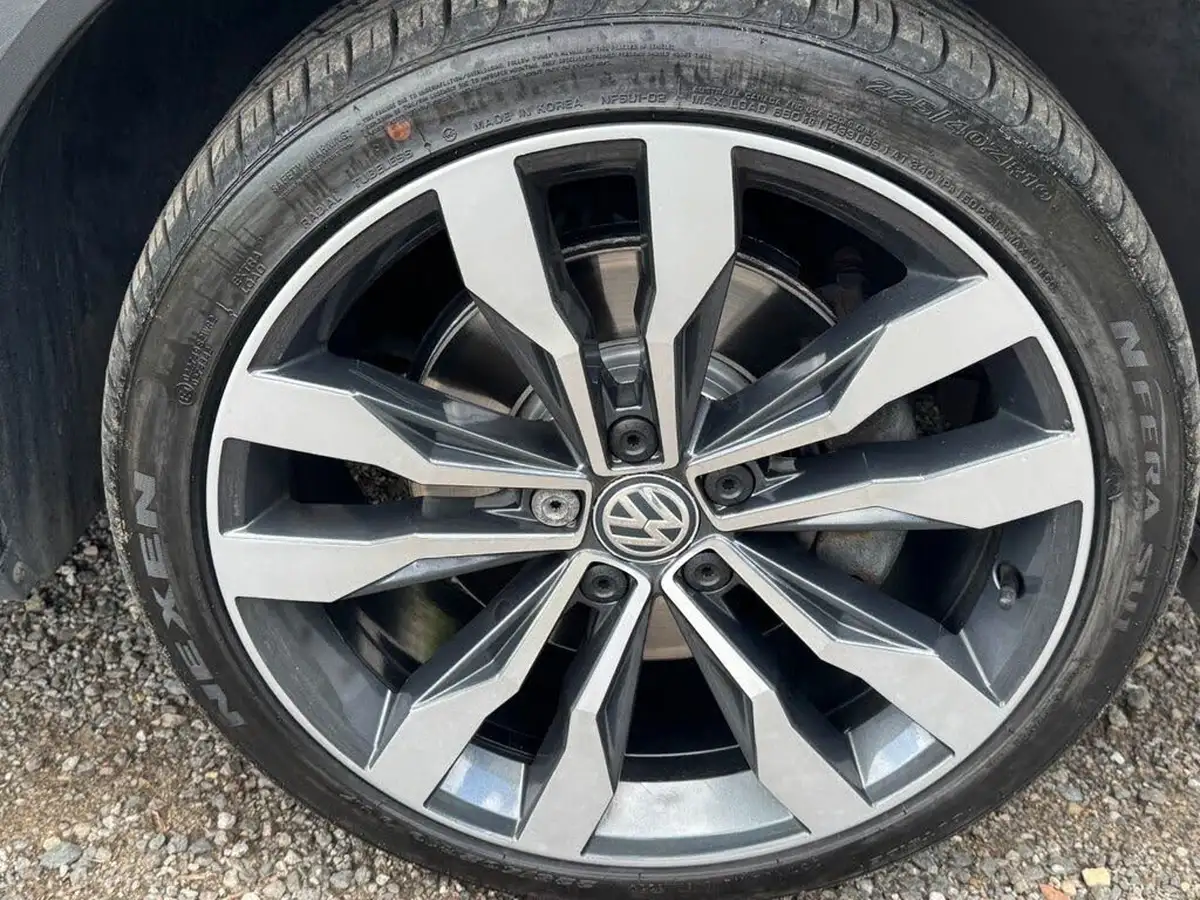 2019-volkswagen-t-roc-16tdi-r-line-big-34
