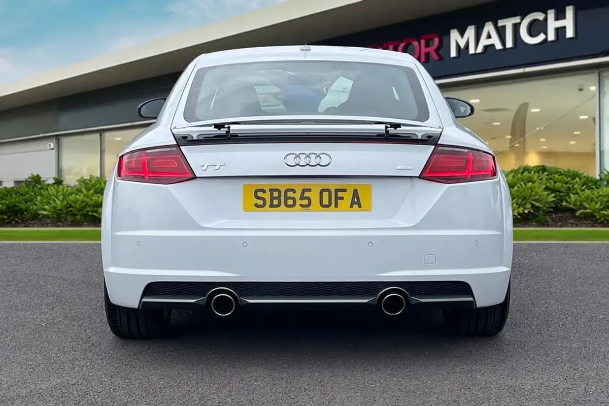 2015-audi-tt-coupe-20-tdi-s-line-big-3