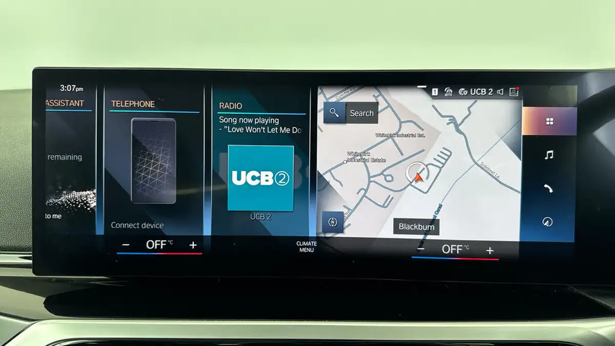 2022-bmw-3-series-20-330e-sport-touring-5d-big-11