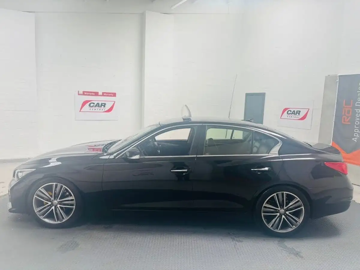 2015-infiniti-q50-22td-sport-170ps-auto-big-2