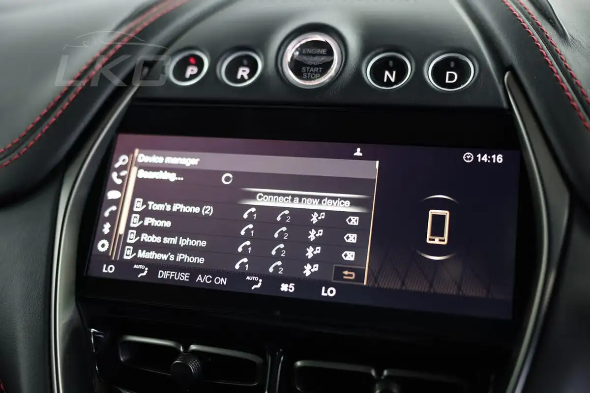 2020-aston-martin-dbx-40-v8-big-28
