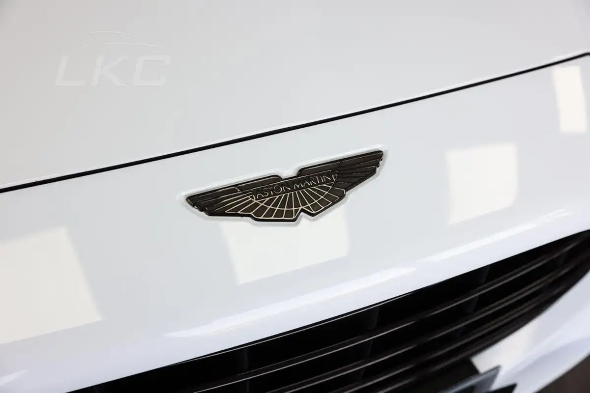 2020-aston-martin-dbx-40-v8-big-4