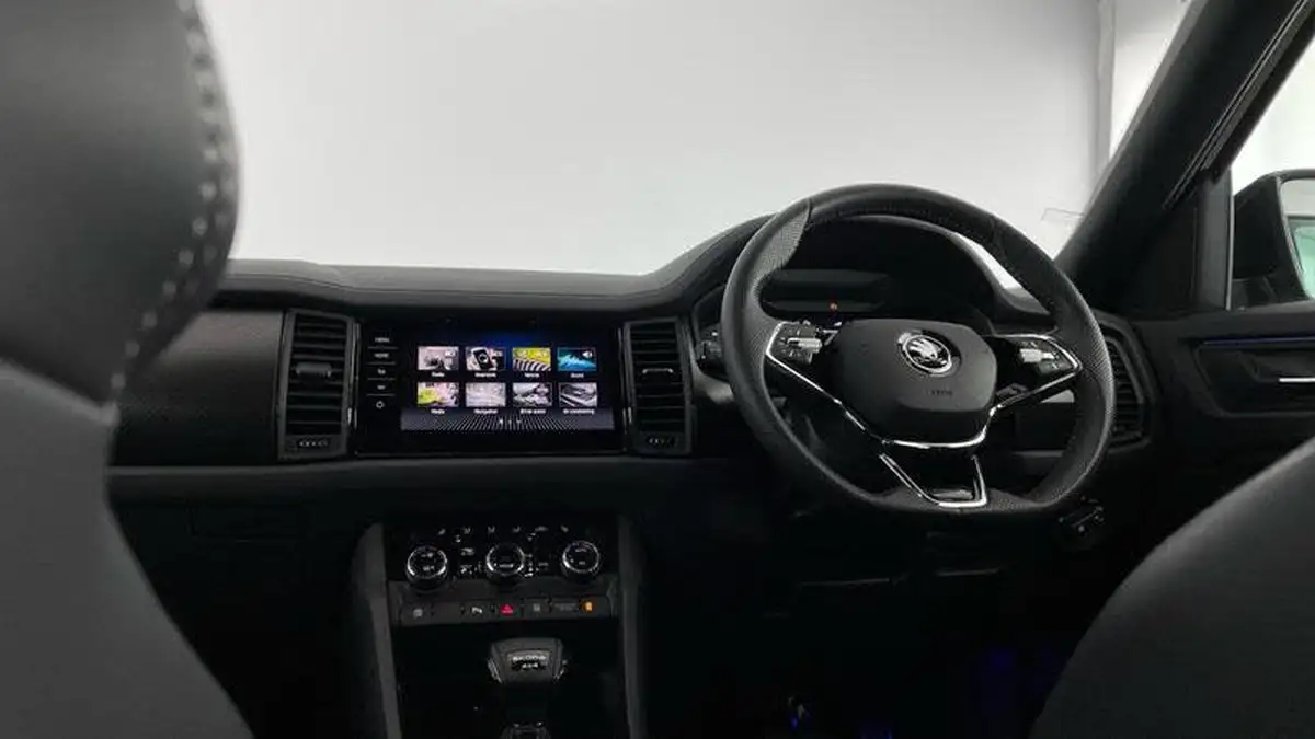 2023-skoda-kodiaq-20tdi-laurin-klement-200ps-big-27