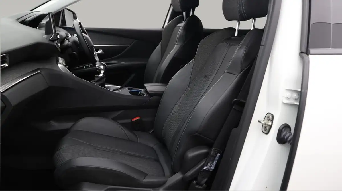 2021-peugeot-3008-suv-15-bluehdi-allure-big-14
