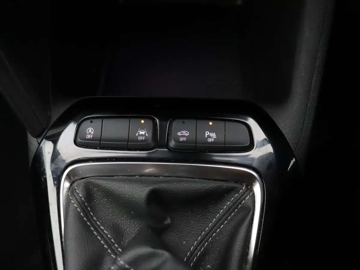 2021-vauxhall-corsa-15-turbo-d-elite-edition-big-32
