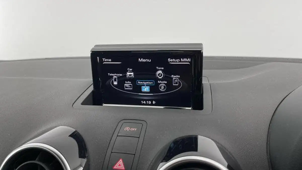 2015-audi-a1-14-s-line-150ps-cod-ss-sportback-5d-1395cc-tronic-big-17