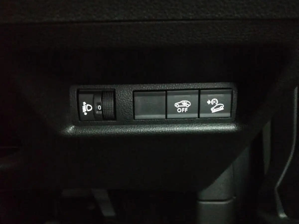 2025-jeep-avenger-12-gse-altitude-big-16