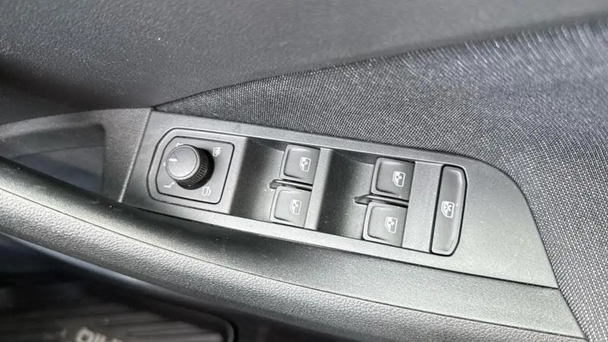 2024-skoda-kamiq-15-tsi-se-l-executive-dsg-big-20